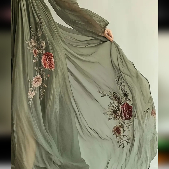 Bohemian Floral Maxi Dress - Picture 3 of 6